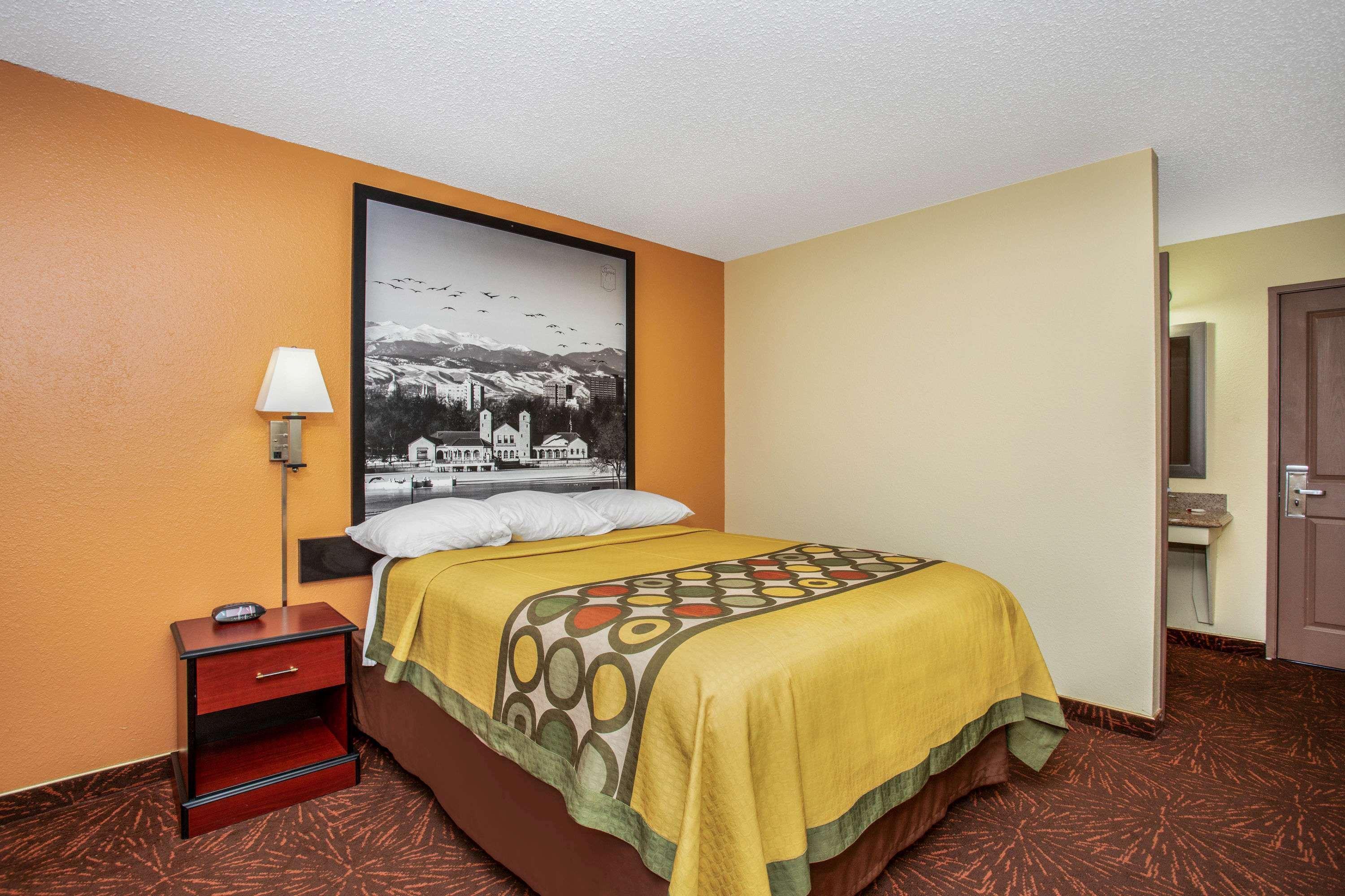 Oyo Hotel Castle Rock Co Downtown エクステリア 写真