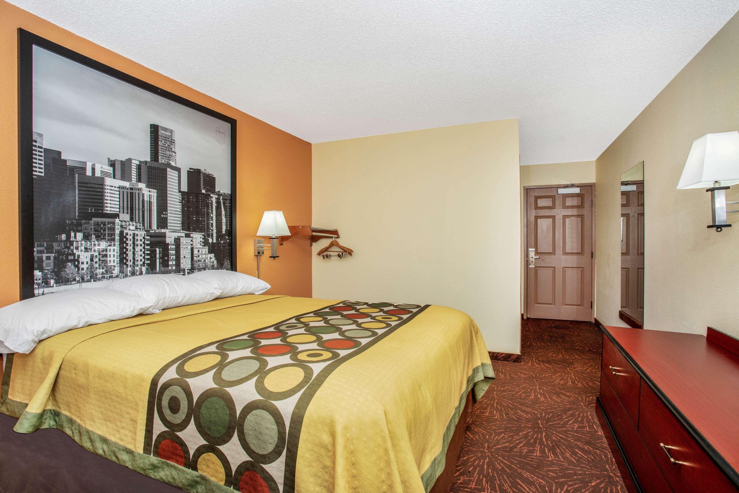 Oyo Hotel Castle Rock Co Downtown エクステリア 写真