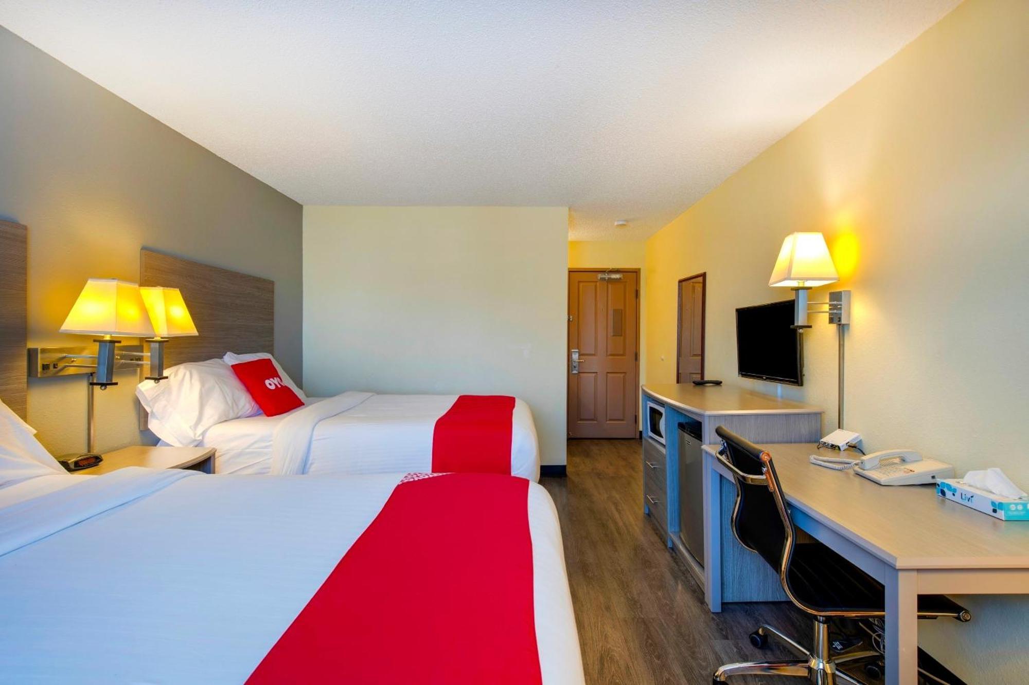 Oyo Hotel Castle Rock Co Downtown エクステリア 写真