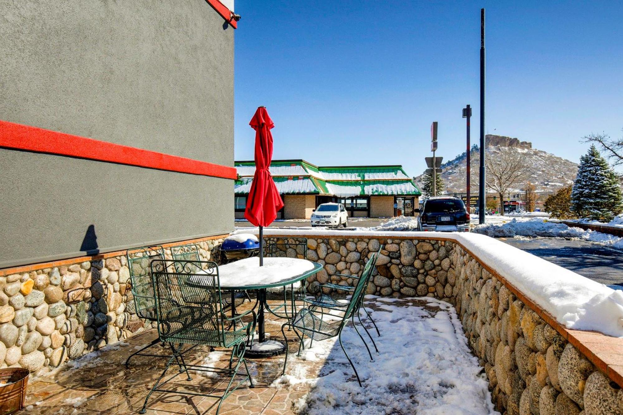 Oyo Hotel Castle Rock Co Downtown エクステリア 写真